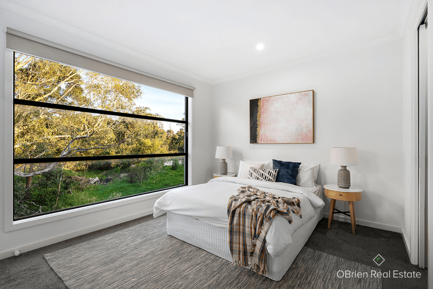 19 Savoy Grove, Cranbourne North, VIC 3977