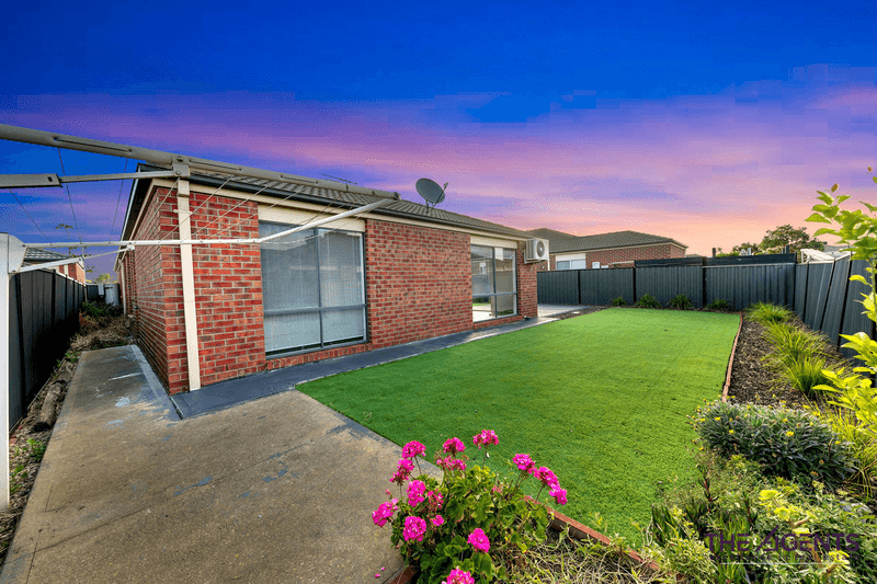 32 Kingbird Avenue, Tarneit, VIC 3029