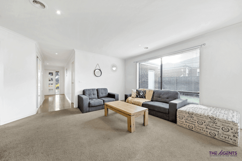 32 Kingbird Avenue, Tarneit, VIC 3029