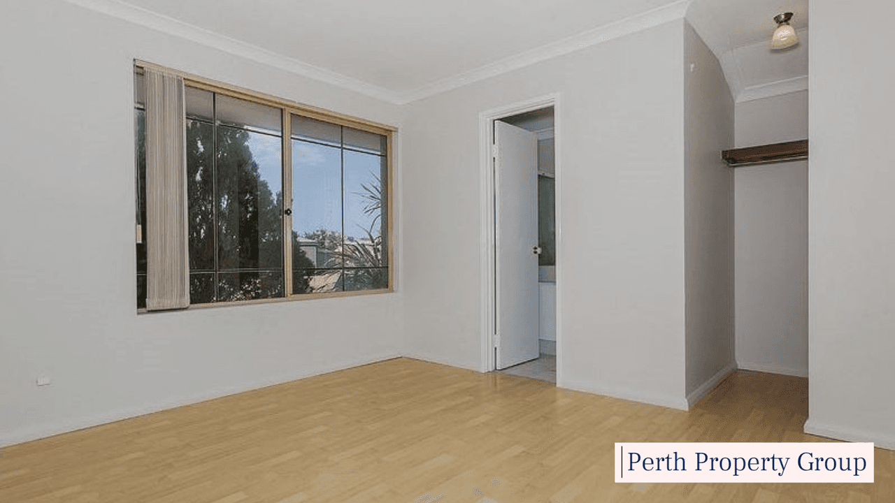 5 Limoges Elbow, PORT KENNEDY, WA 6172