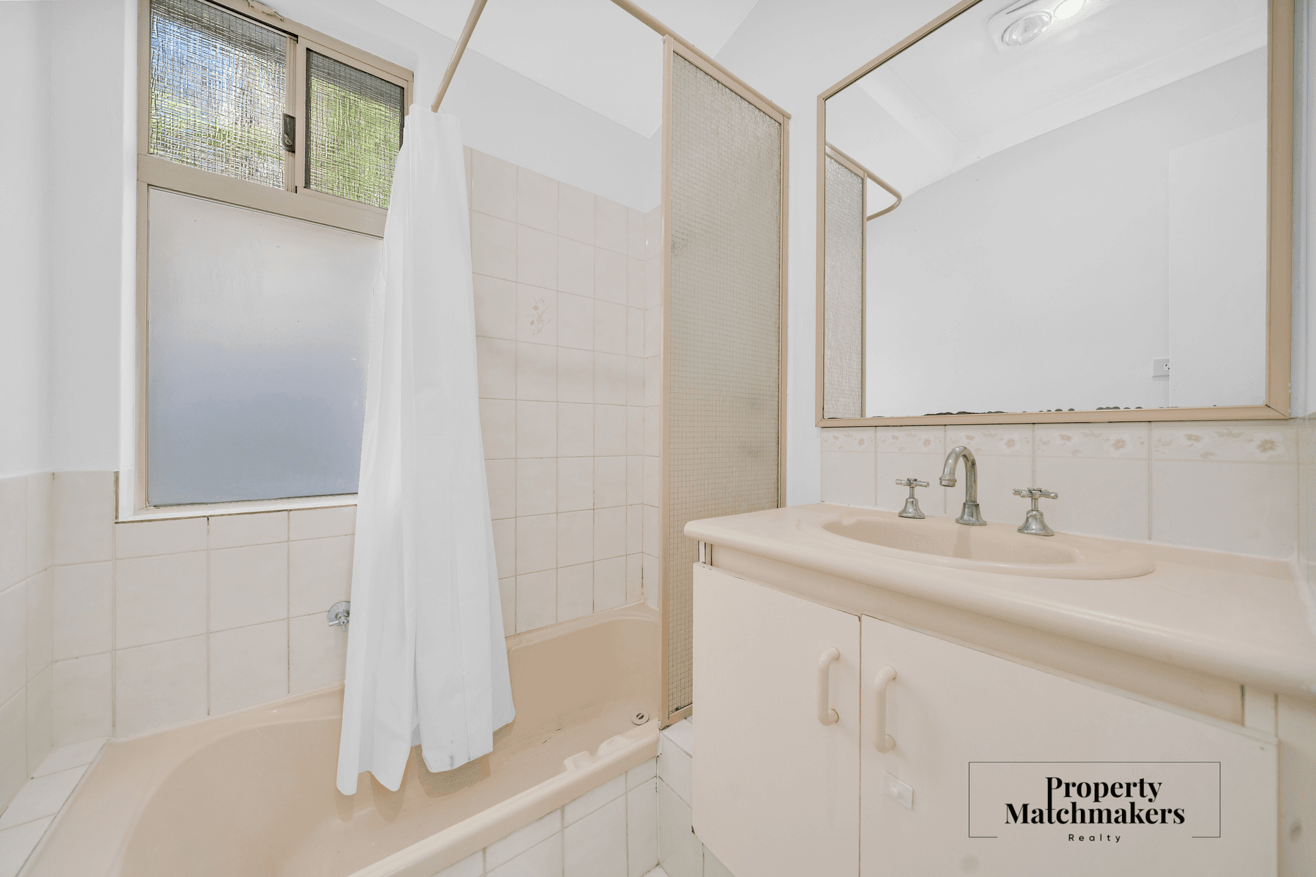 3 Elmwood Court, Marangaroo, WA 6064