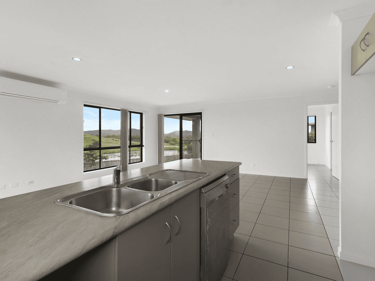 7 The Peak, ZILZIE, QLD 4710