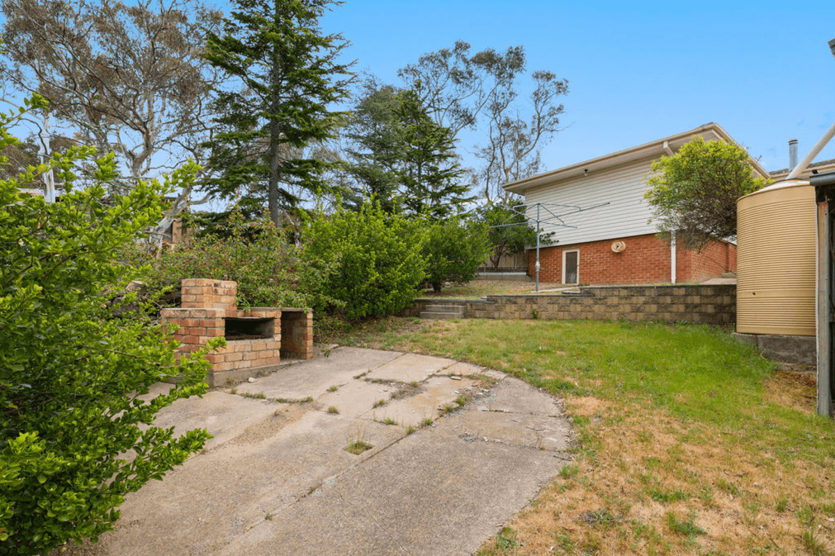 32 Chapman Street, Cooma, NSW 2630