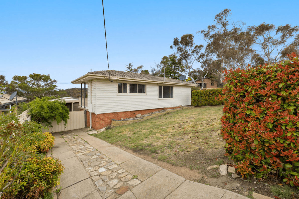 32 Chapman Street, Cooma, NSW 2630