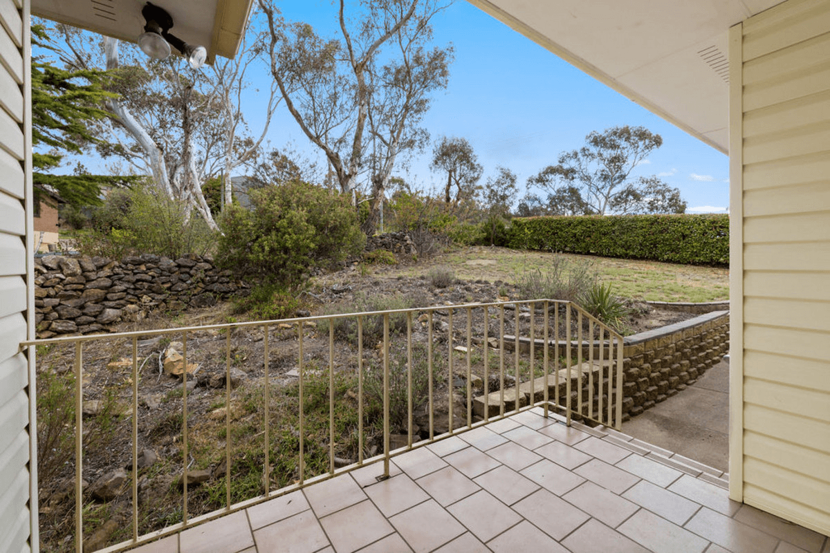 32 Chapman Street, Cooma, NSW 2630