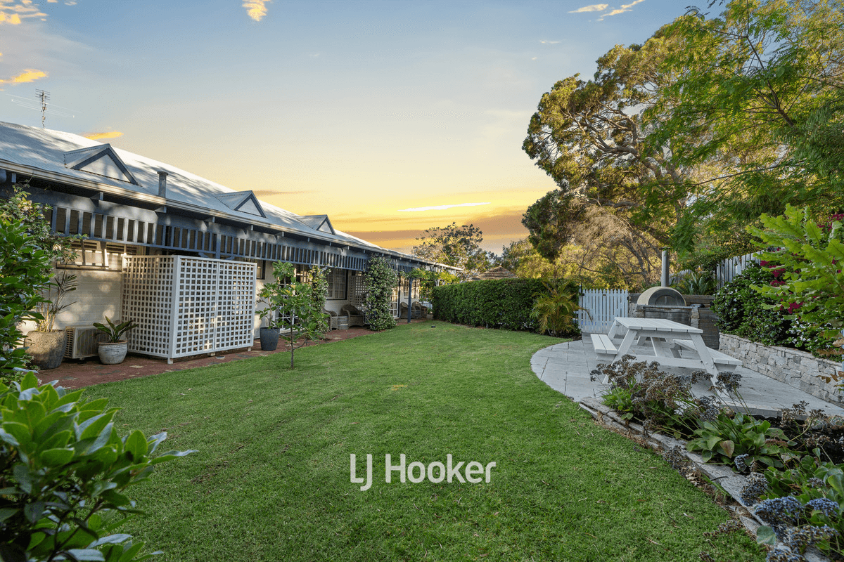 16 Newberry Road, Dunsborough, WA 6281