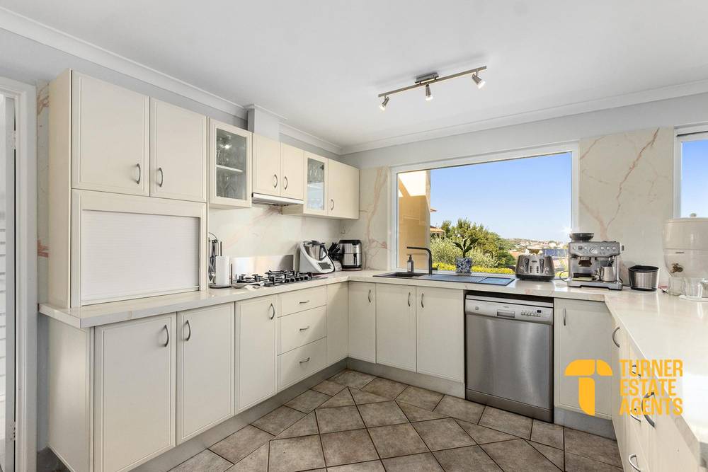 8 Beard Street, BEACONSFIELD, WA 6162
