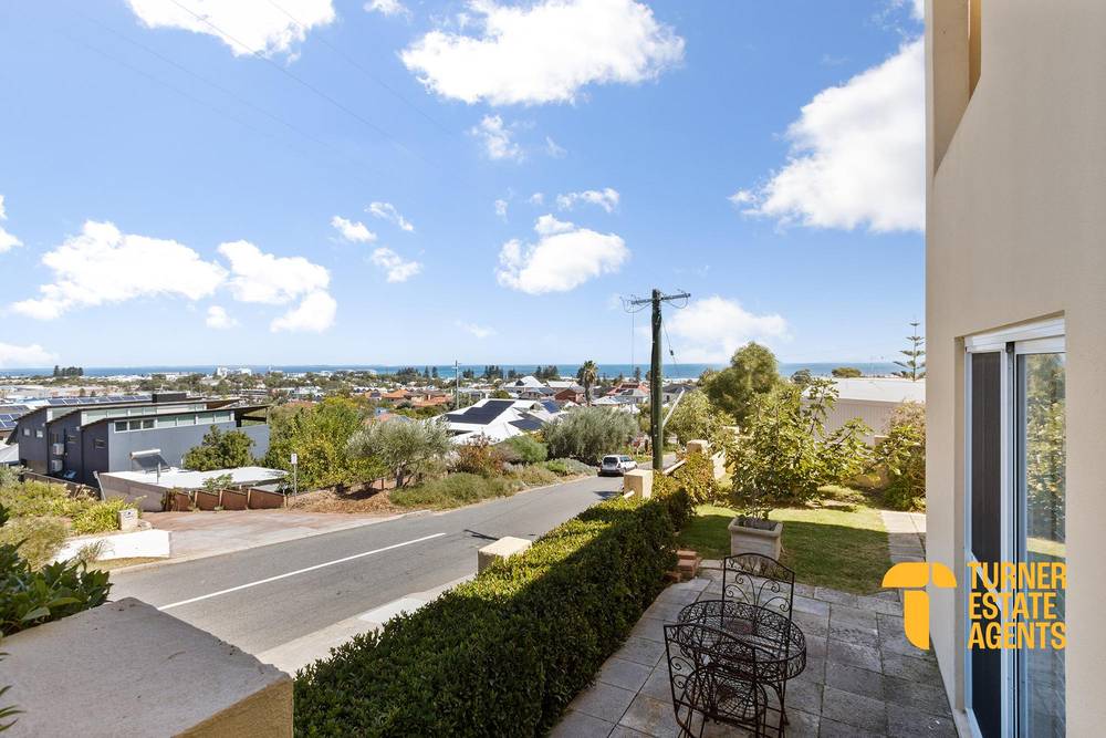 8 Beard Street, BEACONSFIELD, WA 6162