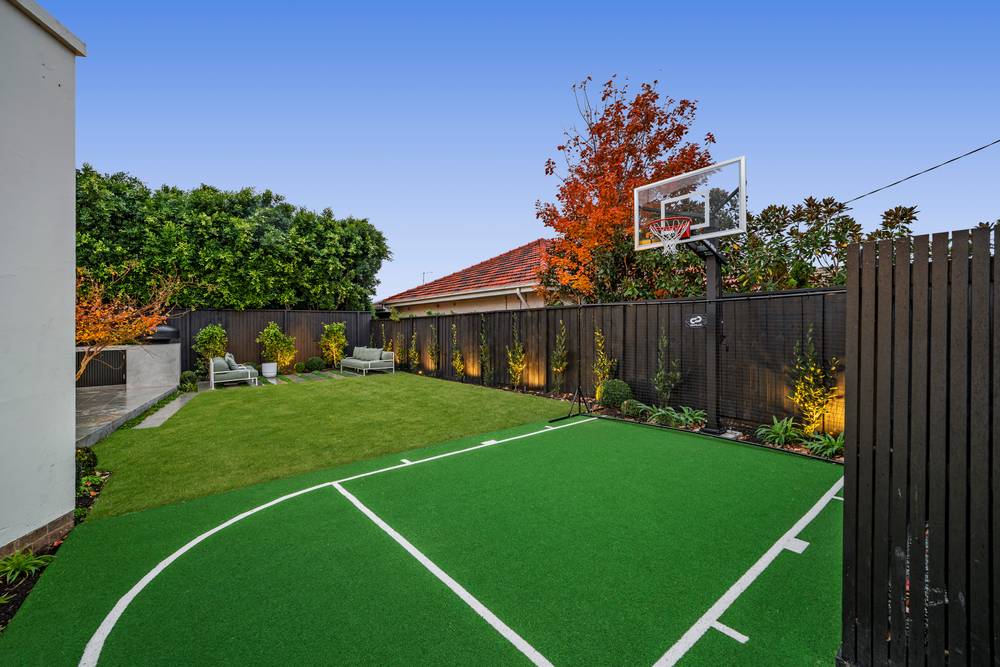 15 Levien Street, ESSENDON, VIC 3040