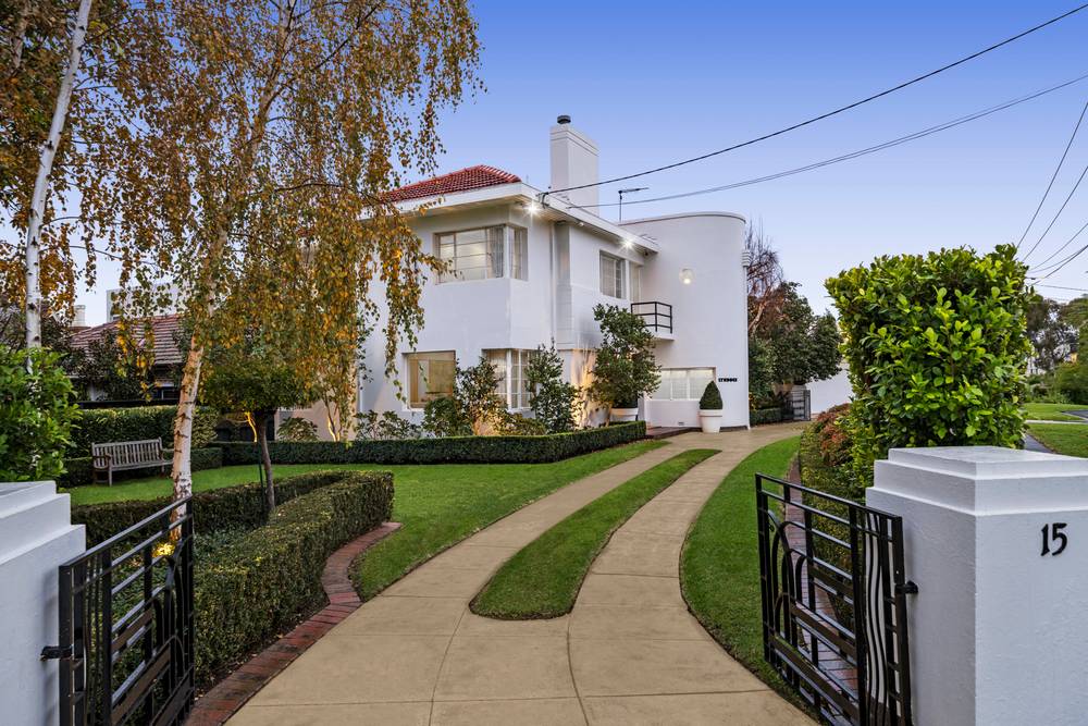 15 Levien Street, ESSENDON, VIC 3040