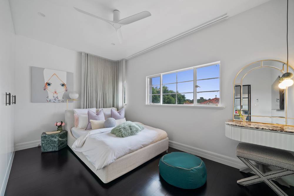 15 Levien Street, ESSENDON, VIC 3040
