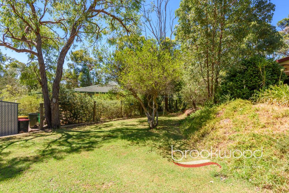 7 Sunninghill Road, Stoneville, WA 6081
