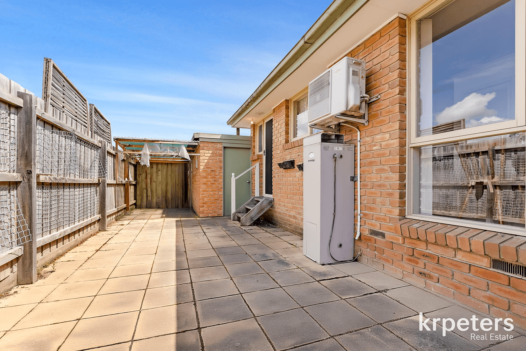 1/10 Station Street, Officer, VIC 3809