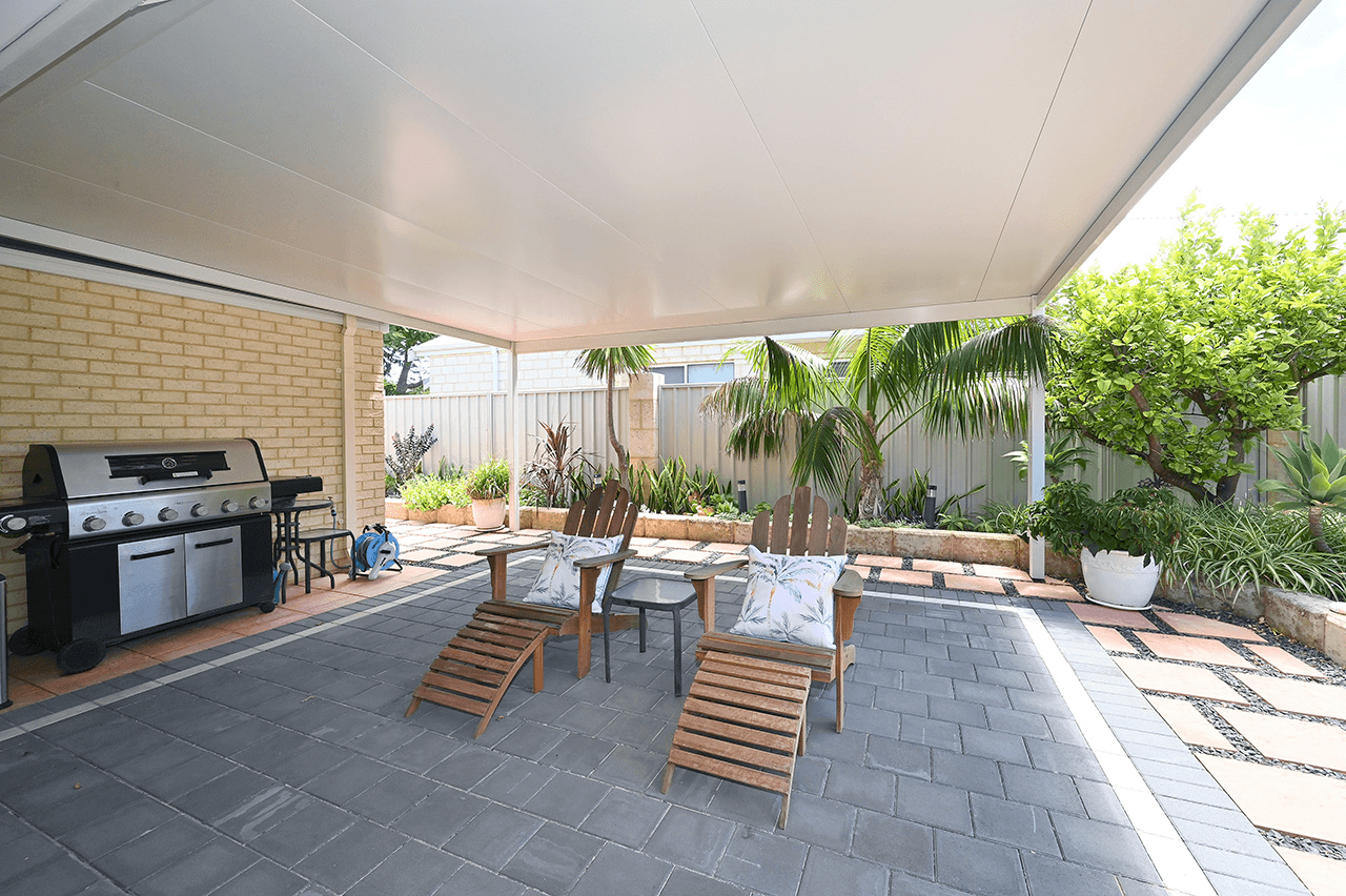 15 Masthead Close, Jindalee, WA 6036