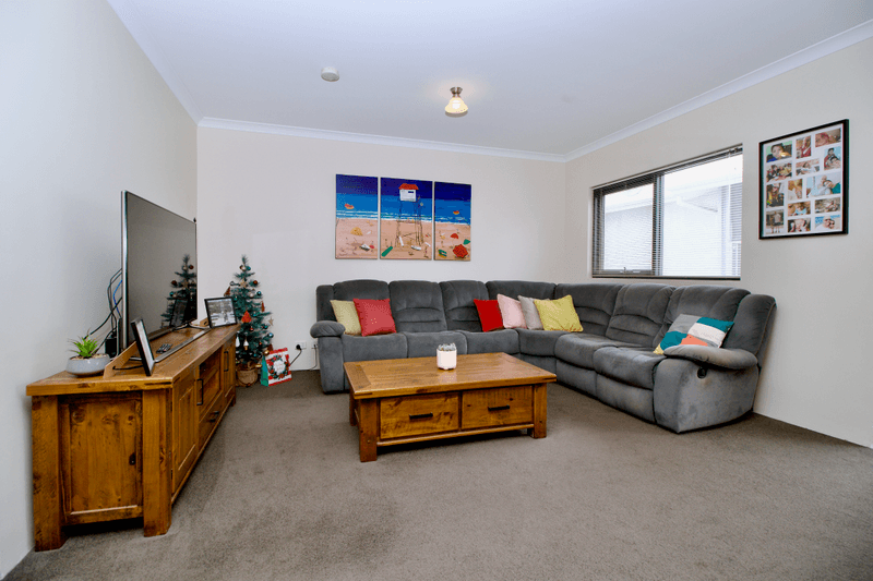 90/24 Kent Street, ROCKINGHAM, WA 6168