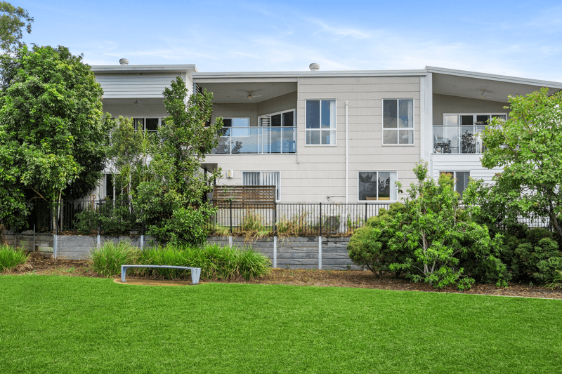 6/2 Lakes Entrance Drive, SPRINGFIELD LAKES, QLD 4300