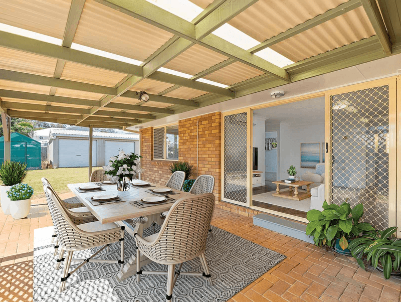 108 Dart Street, Redland Bay, QLD 4165