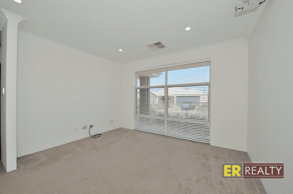 10 Ranfurly Approach, ELLENBROOK, WA 6069