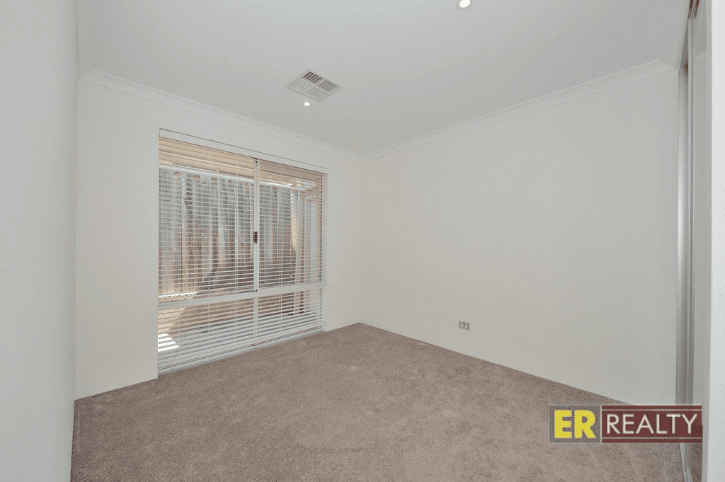 10 Ranfurly Approach, ELLENBROOK, WA 6069