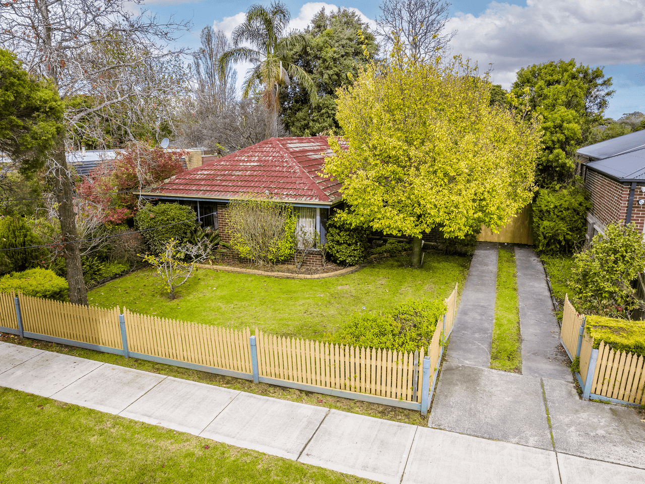 30 Loch Street, CRANBOURNE, VIC 3977