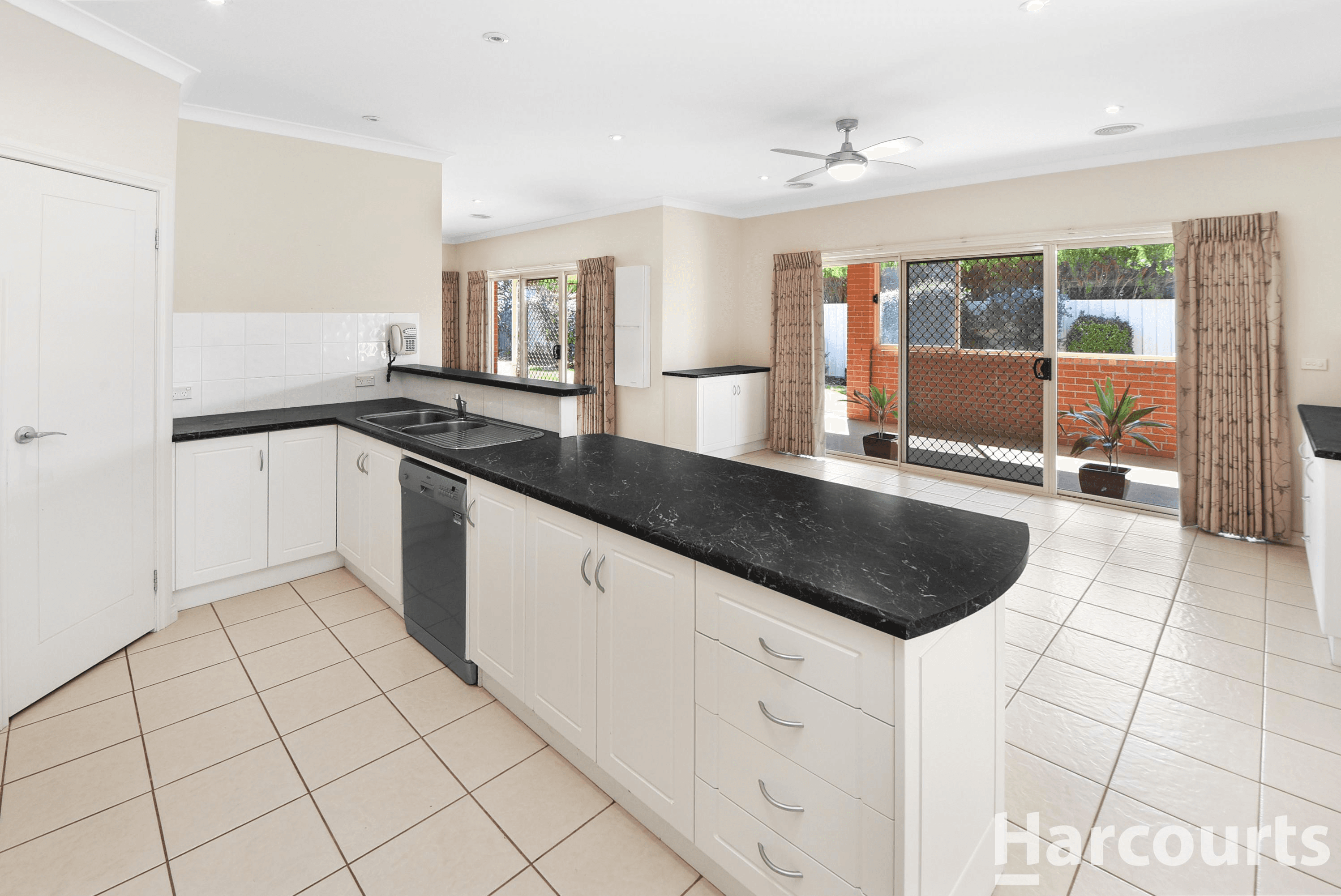 177 Barnes Boulevard, HORSHAM, VIC 3400