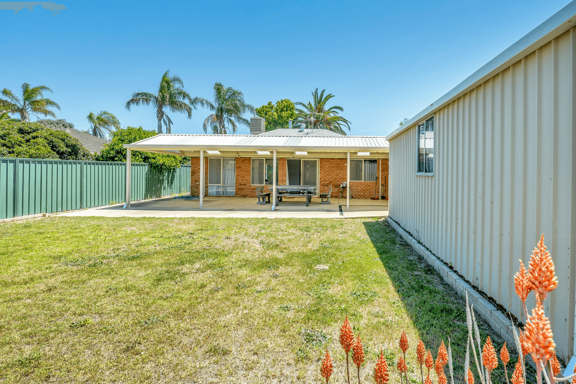 11 Hazlett Place, WAIKIKI, WA 6169