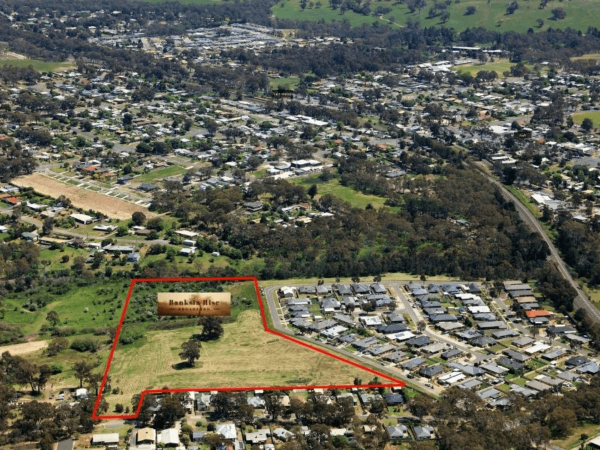 32 Banksia Rise, BROADFORD, VIC 3658