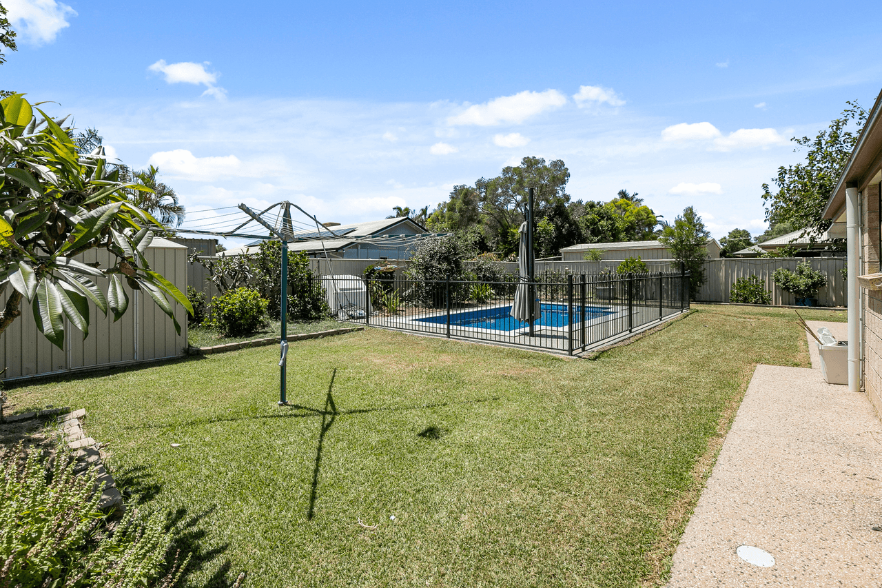 6 Highland Court, EMERALD, QLD 4720