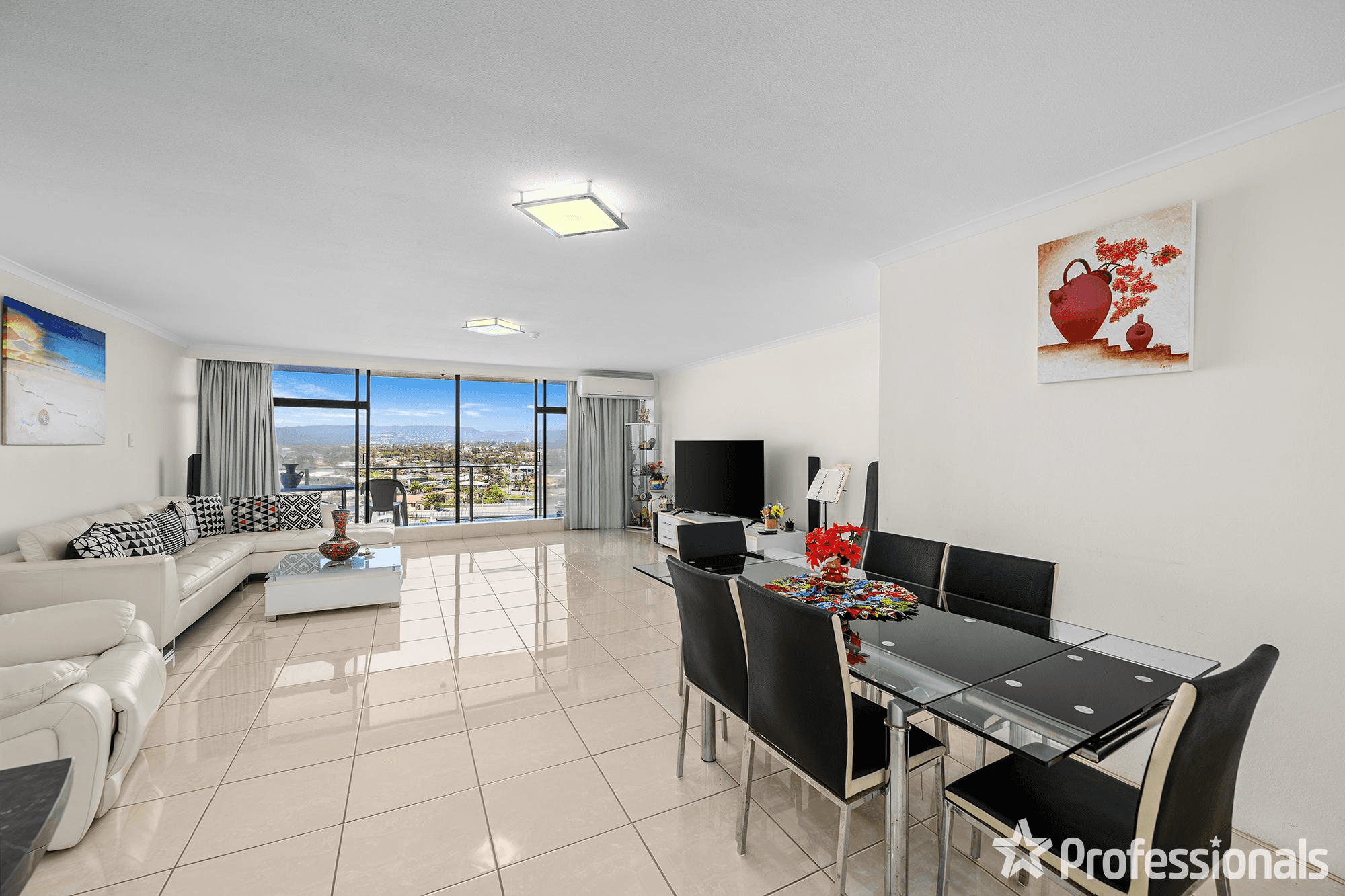 102/33 Thornton Street, SURFERS PARADISE, QLD 4217