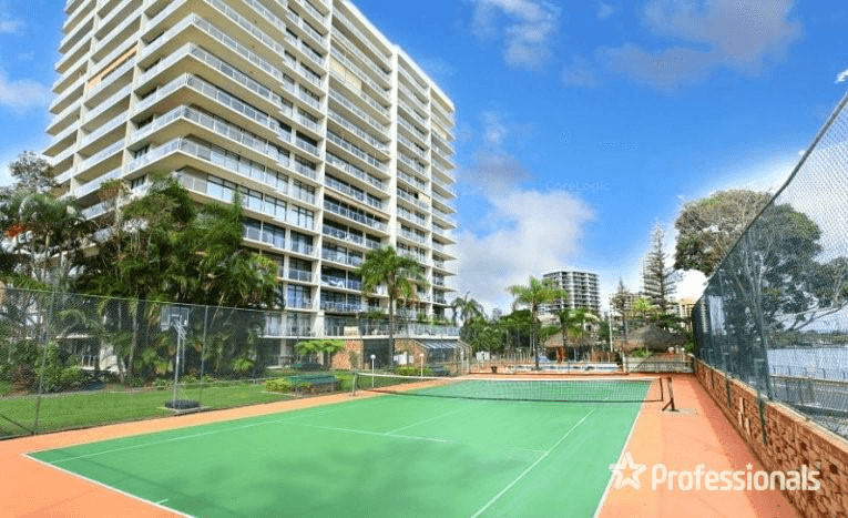 102/33 Thornton Street, SURFERS PARADISE, QLD 4217