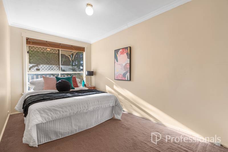 10 Myrtle Crescent, Ferntree Gully, VIC 3156