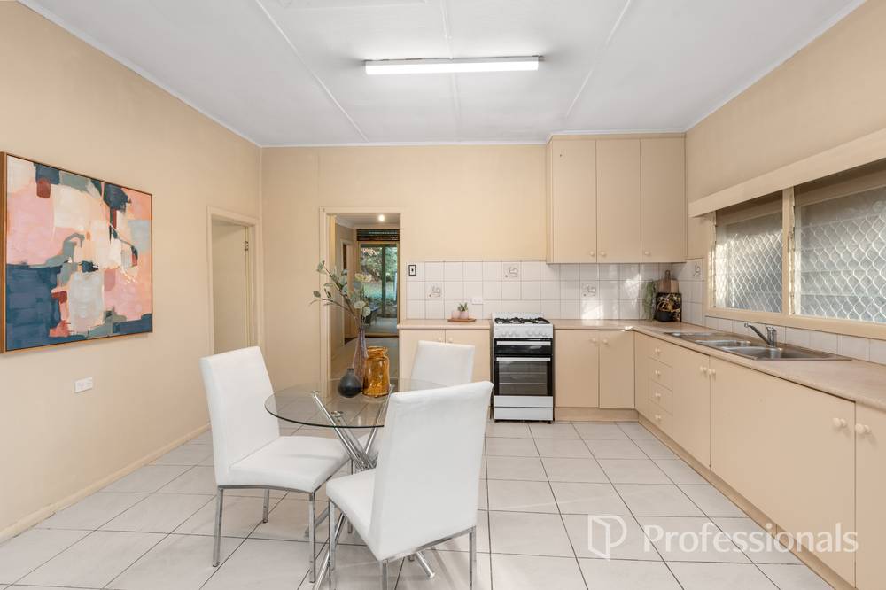 10 Myrtle Crescent, Ferntree Gully, VIC 3156