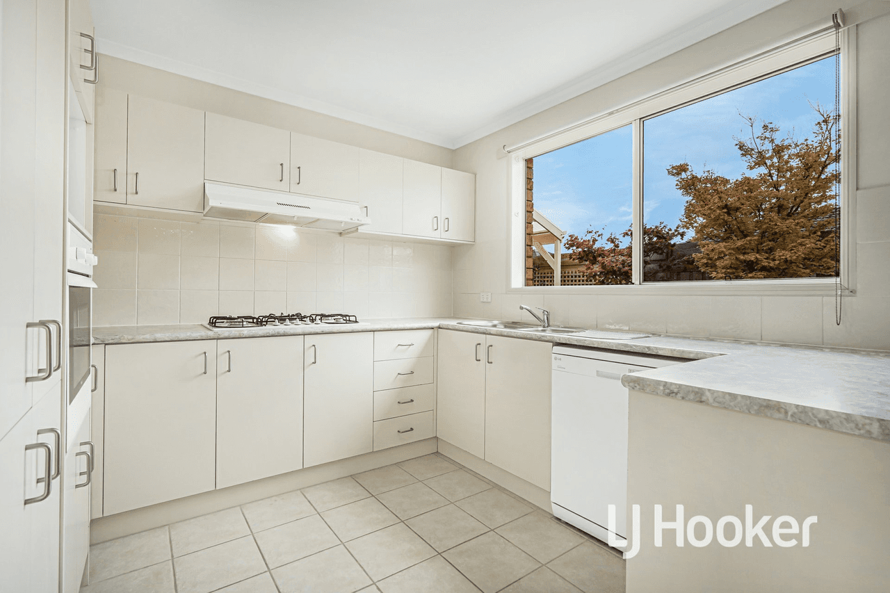 1 Kells Close, CRANBOURNE EAST, VIC 3977