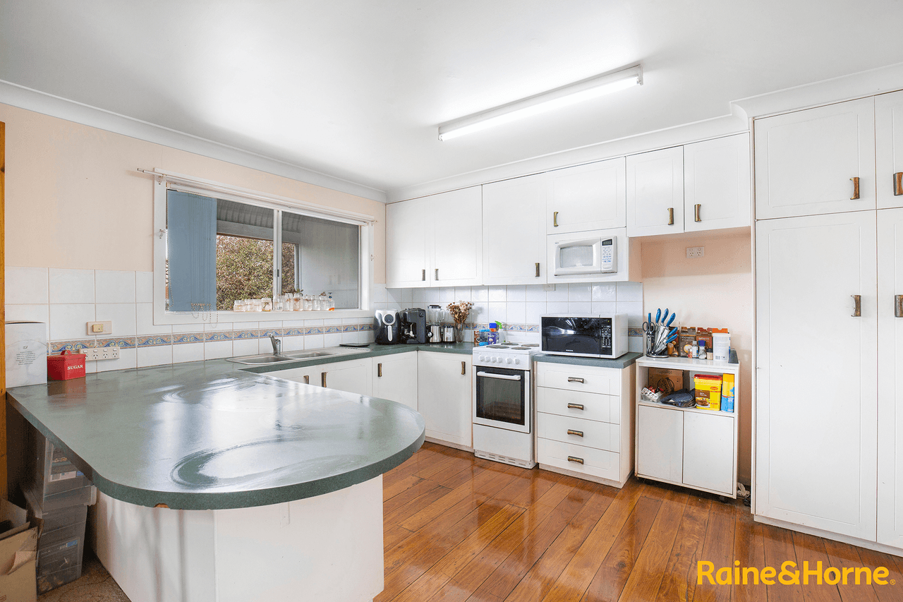 15 Short Street, GLEN INNES, NSW 2370