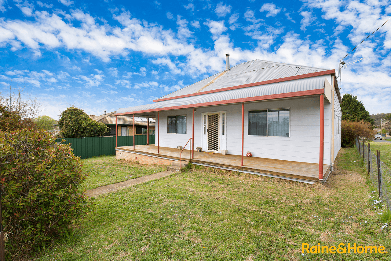 15 Short Street, GLEN INNES, NSW 2370