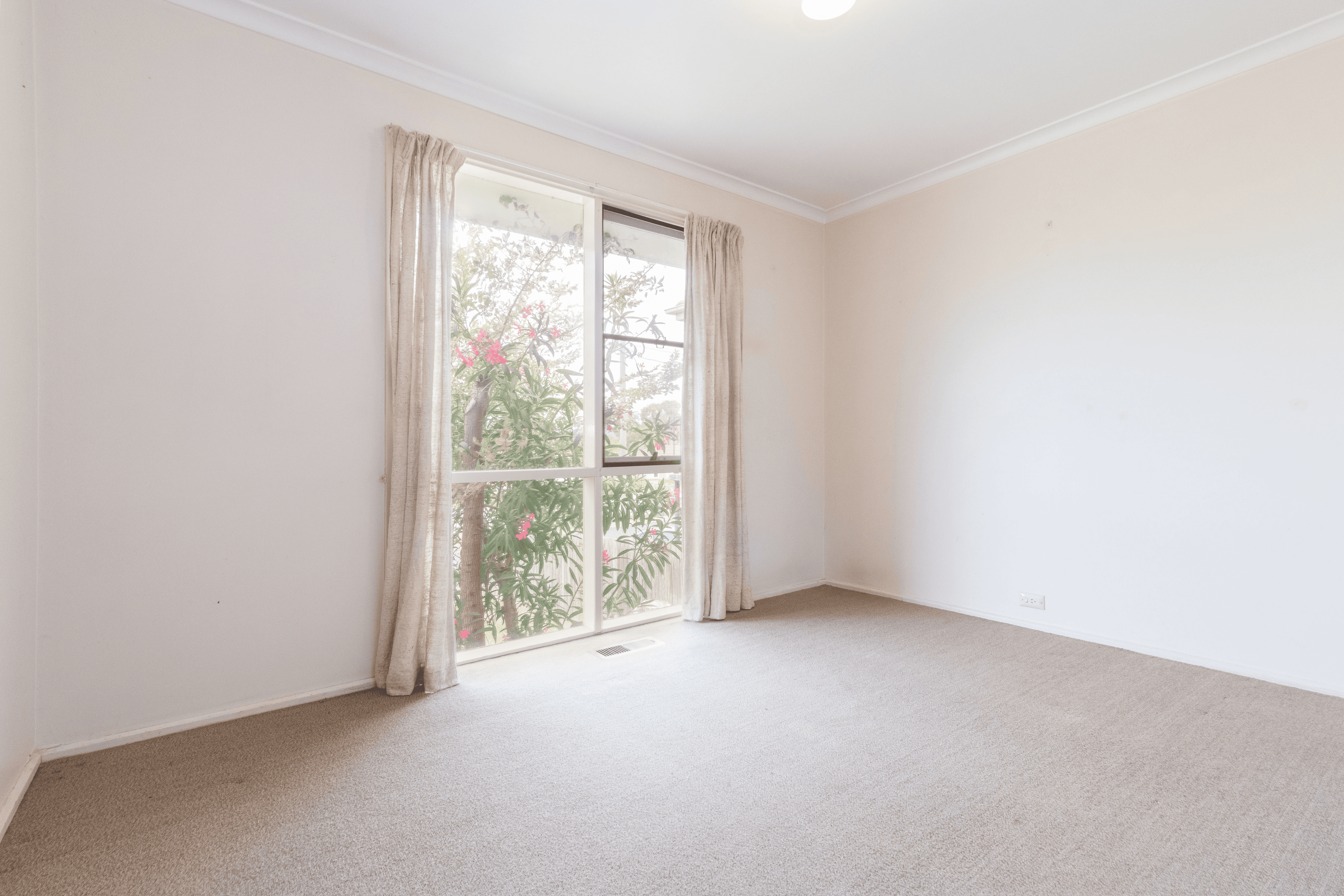 34 Cassidy St, Queanbeyan West, NSW 2620