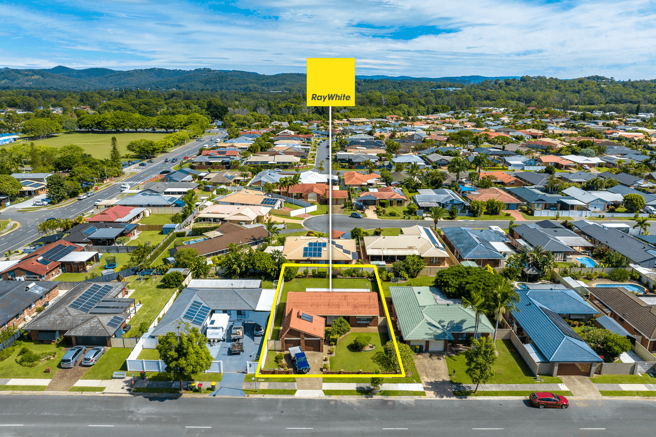 83 Ironbark Street, ELANORA, QLD 4221