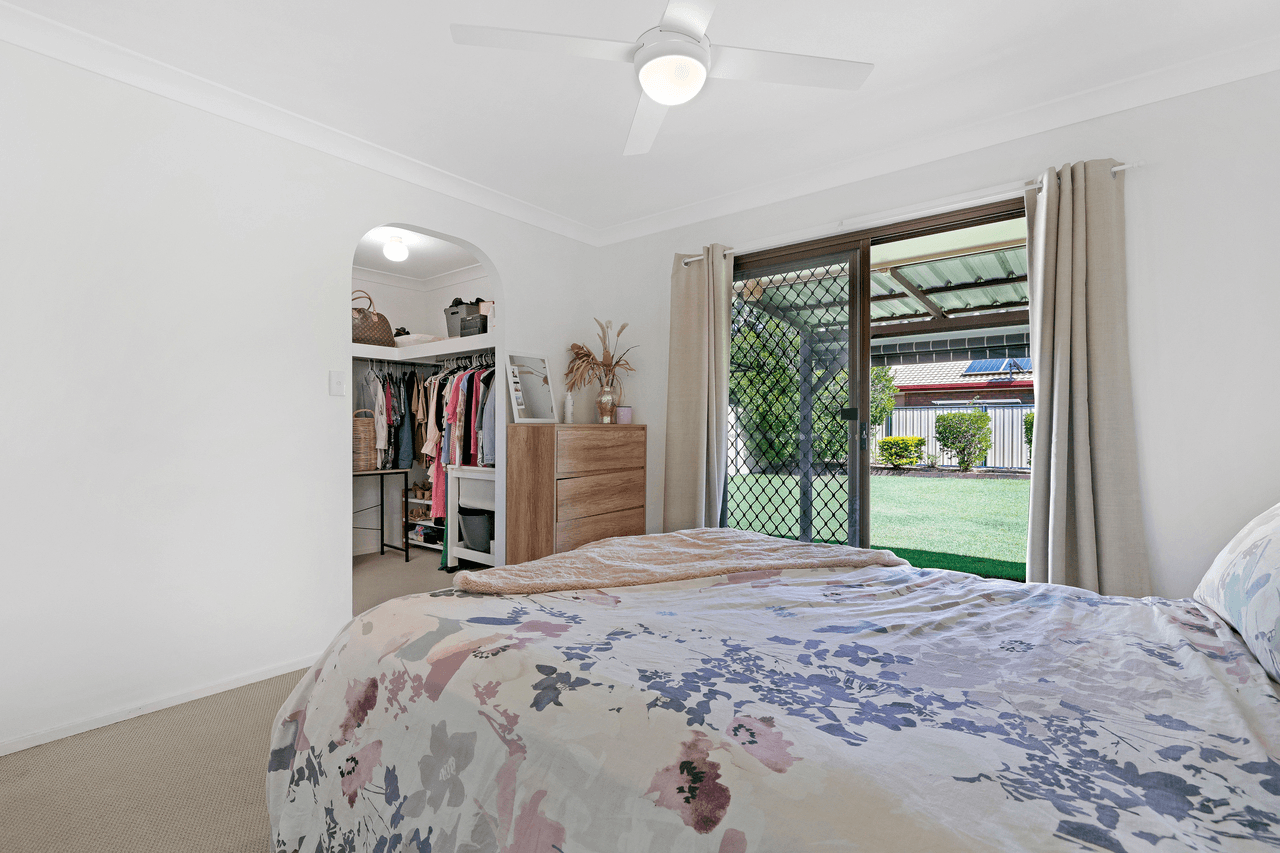 83 Ironbark Street, ELANORA, QLD 4221