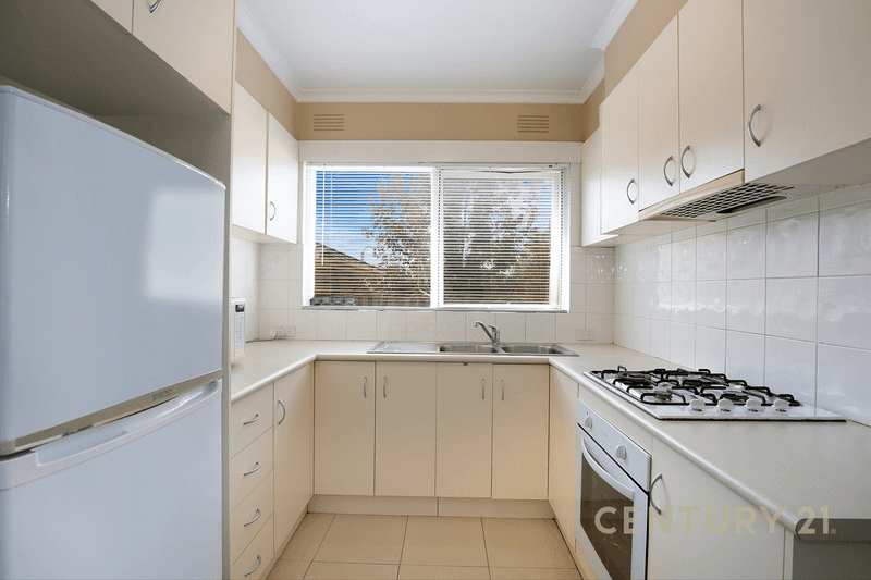 8/4-6 Manatunga Street, Clayton, VIC 3168