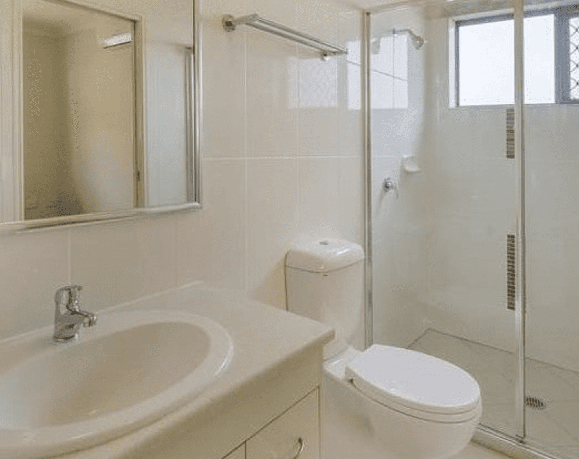 1/5 Esther Place, NAMBOUR, QLD 4560