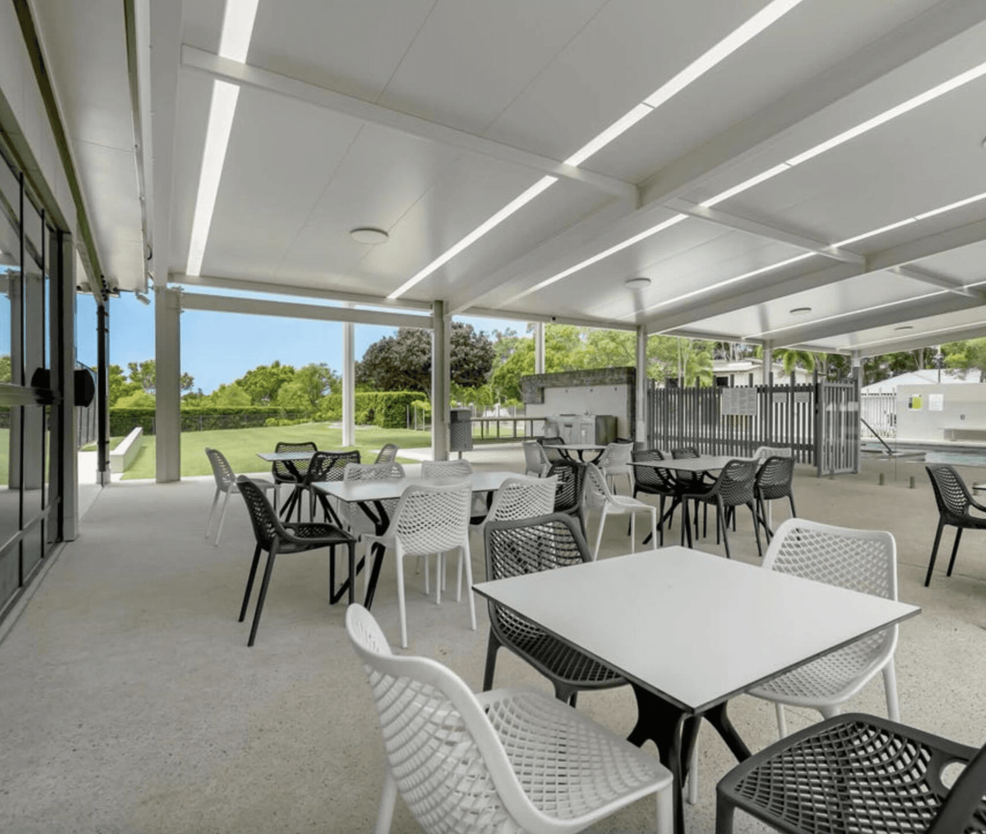 11 Pendragon Drive, COOMERA WATERS, QLD 4209