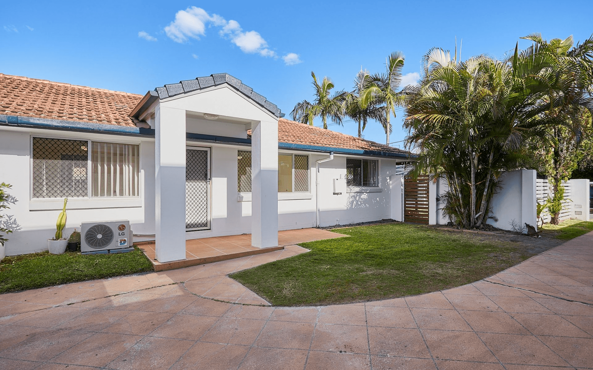 1/3 Craft Court, Miami, QLD 4220