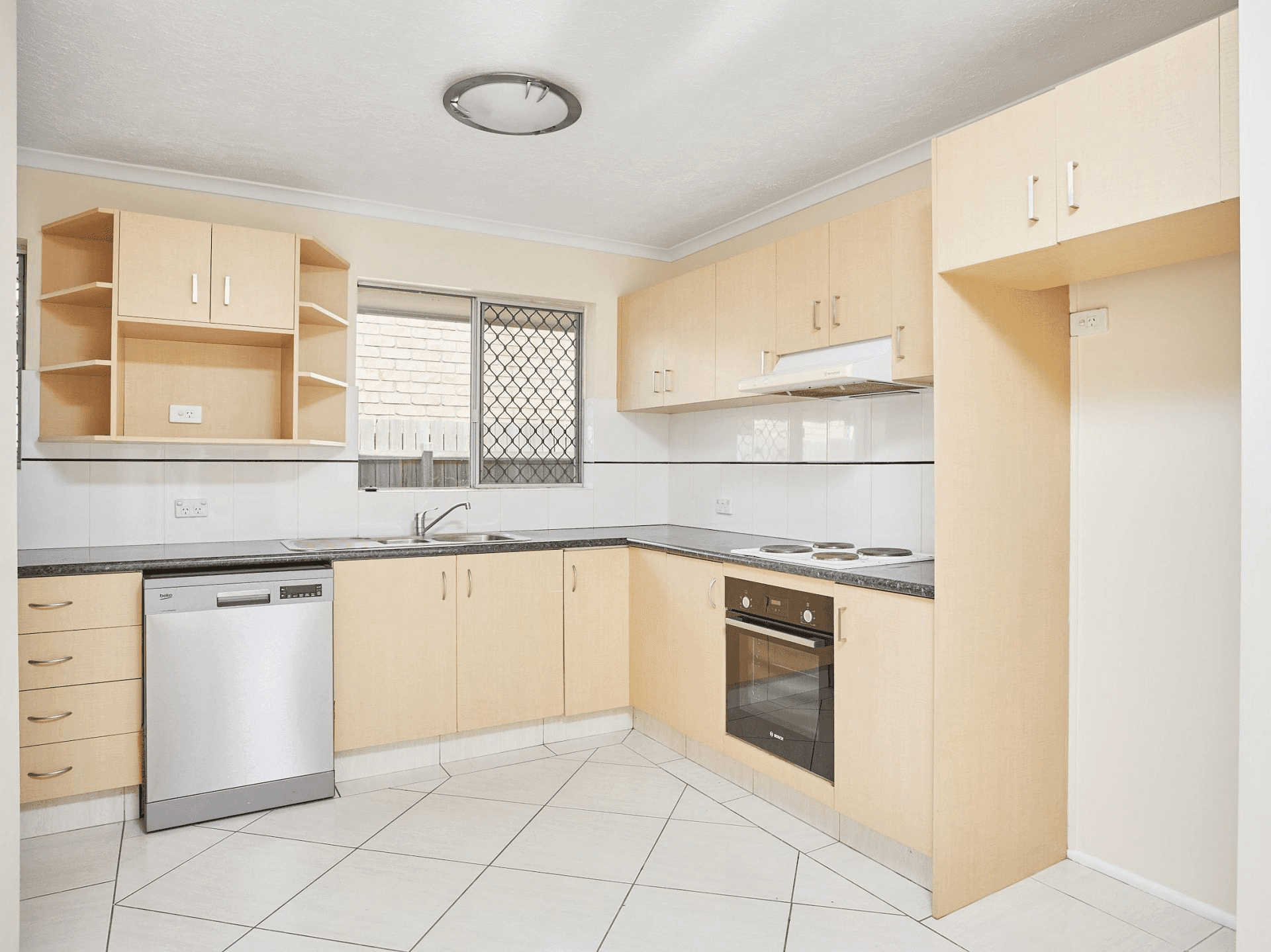 1/3 Craft Court, Miami, QLD 4220