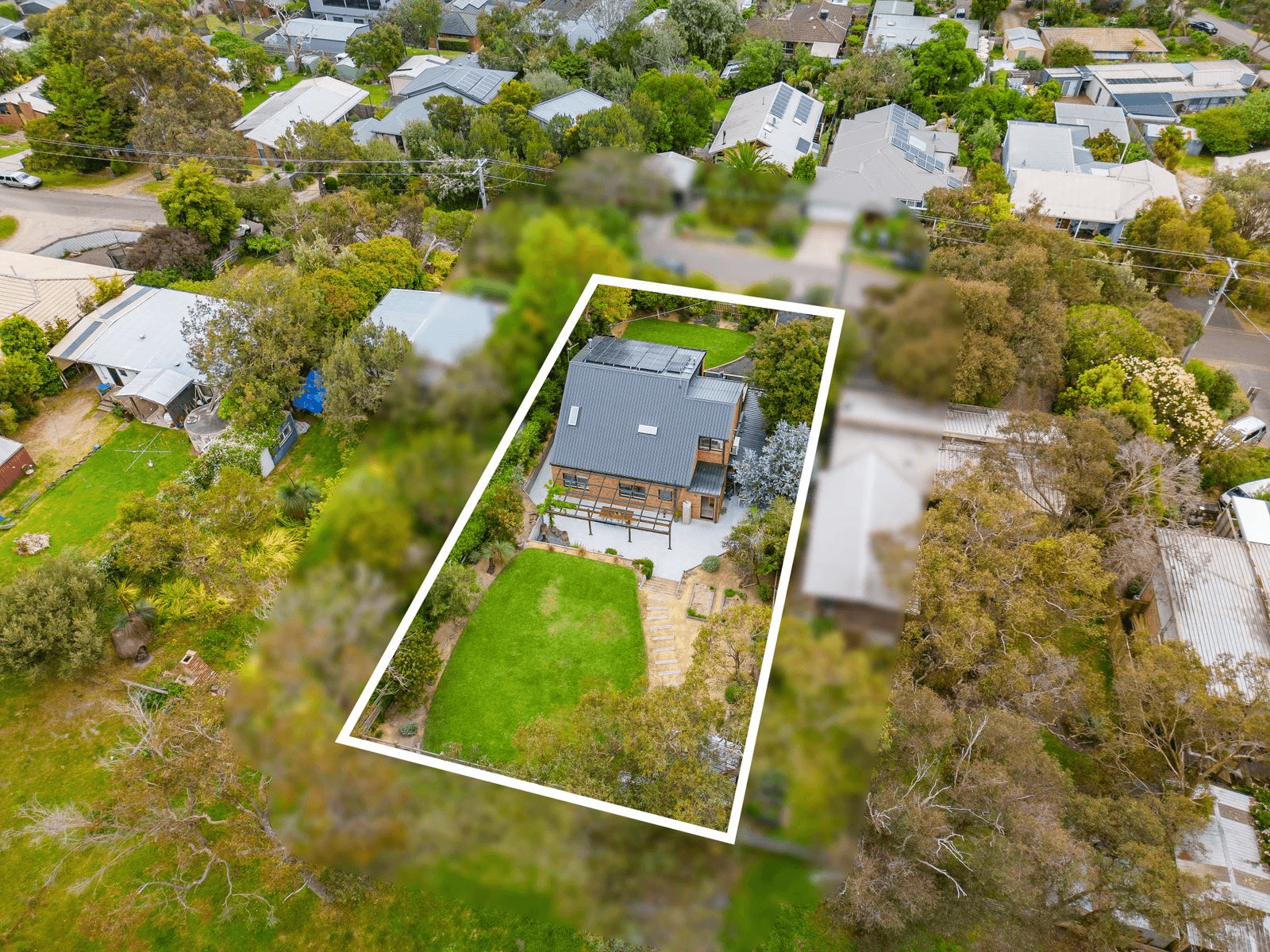 27 Carrathool Avenue, ROSEBUD, VIC 3939