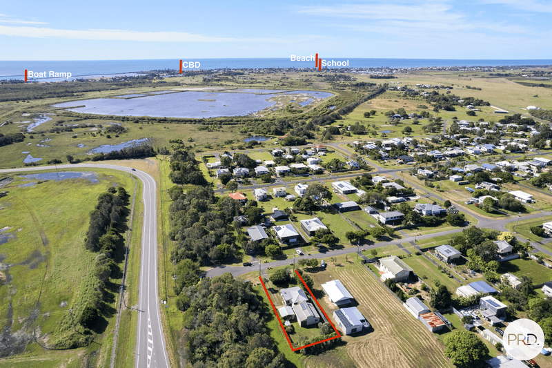 32 Aldridge Street, BURNETT HEADS, QLD 4670