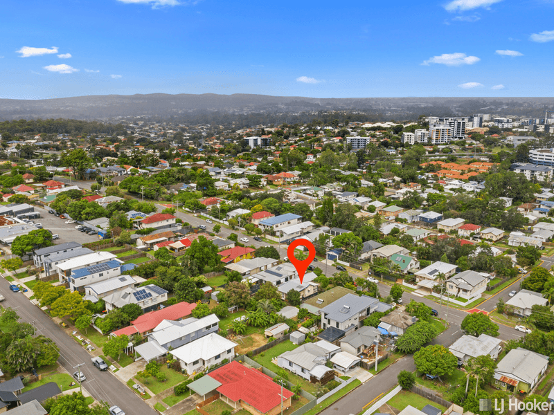 102 Dawson Road, UPPER MOUNT GRAVATT, QLD 4122