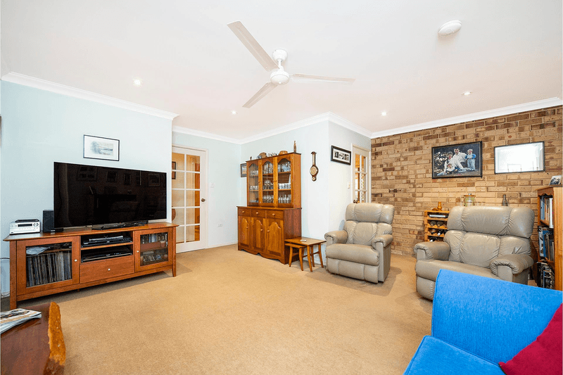 7 Wood Court, LESMURDIE, WA 6076