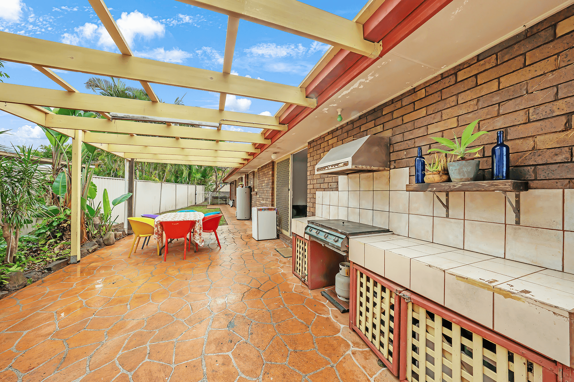 2 Aloe Court, ELANORA, QLD 4221