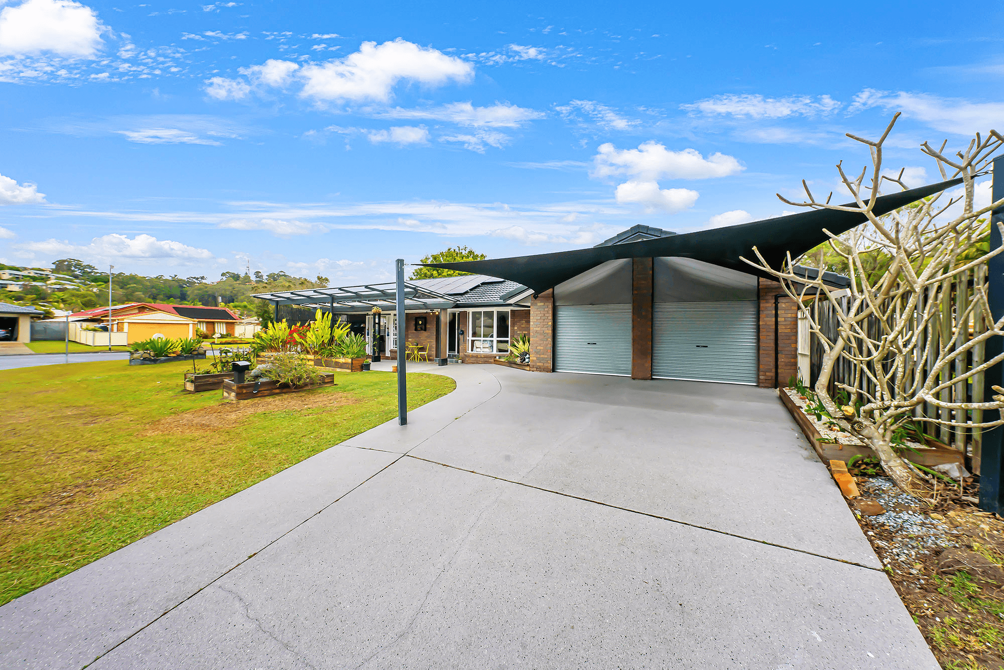 2 Aloe Court, ELANORA, QLD 4221