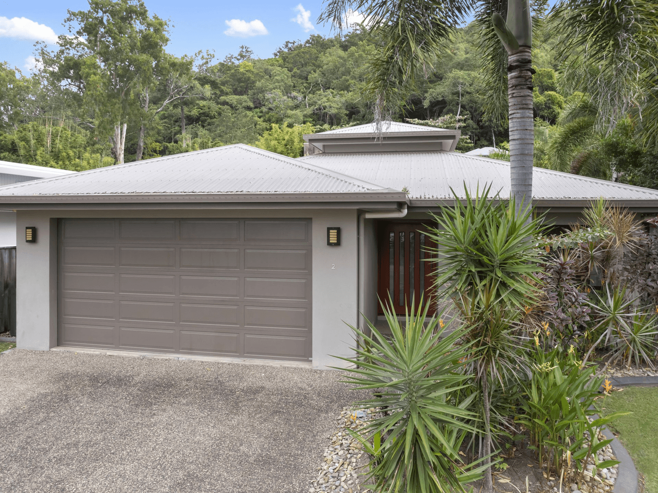 2 Lighthouse Court, TRINITY BEACH, QLD 4879